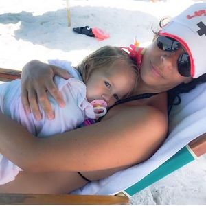 Meet your Posher, Corina